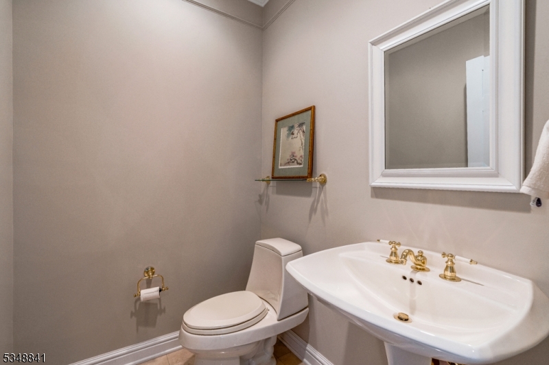 2 Willow Woods Trail Warren, NJ 07059 - Photo 19 of 45