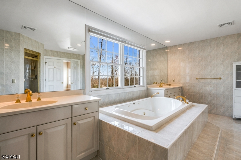 2 Willow Woods Trail Warren, NJ 07059 - Photo 27 of 45