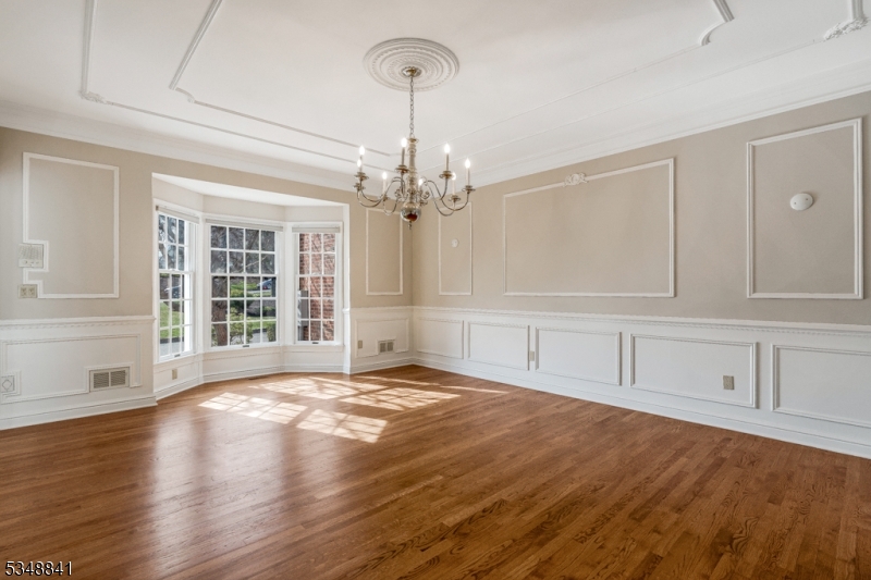 2 Willow Woods Trail Warren, NJ 07059 - Photo 5 of 45