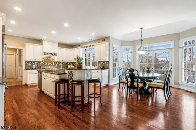 2 Willow Woods Trail Warren, NJ 07059 - Photo 9 of 45