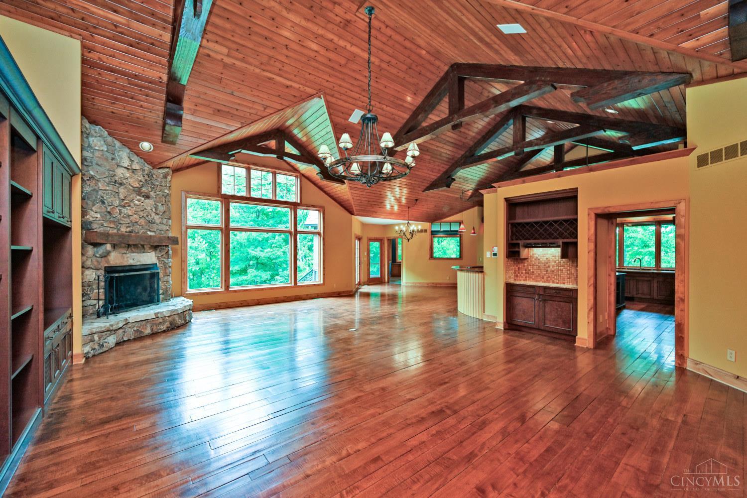 41 Locust Hill Road Cincinnati, OH 45245 - Photo 10 of 84 Gallery Image 10