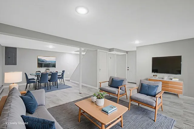 $719,999 | 1316 6th Street, West Babylon, NY 11704