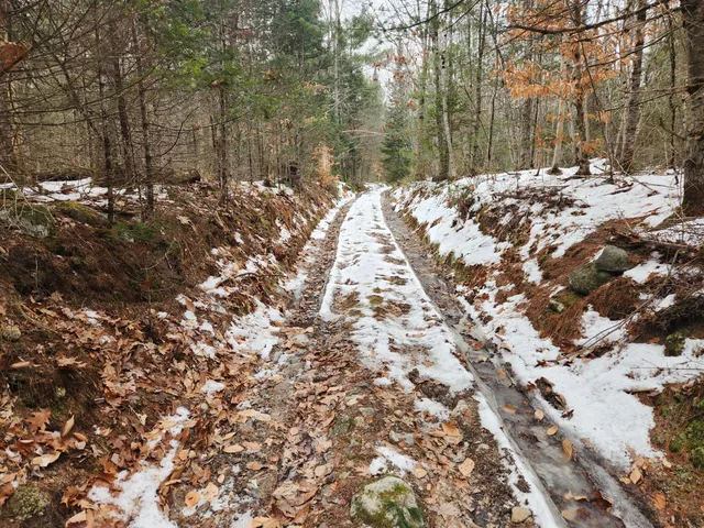 $35,000 | 13 Back Bryant Road, Buckfield, ME 04220