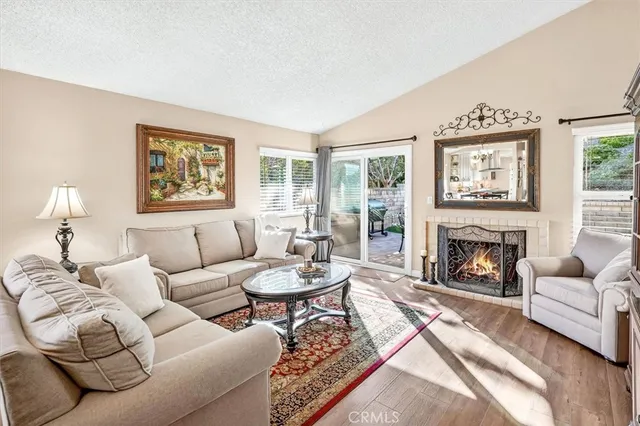 $848,000 | 22948 Magnolia Glen Drive, Valencia, CA 91354