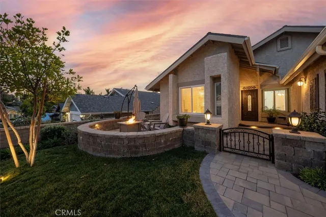 $848,000 | 22948 Magnolia Glen Drive, Valencia, CA 91354