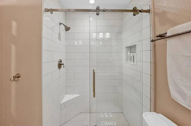 $848,000 | 22948 Magnolia Glen Drive, Valencia, CA 91354