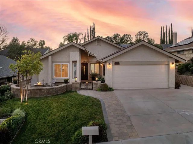 $848,000 | 22948 Magnolia Glen Drive, Valencia, CA 91354