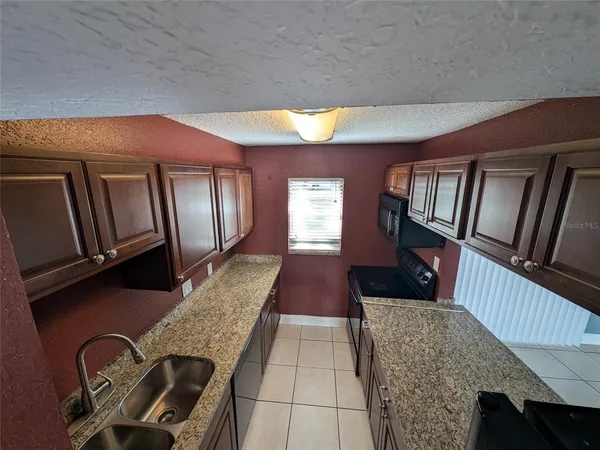 $117,900 | 2564 Southeast 15th Avenue, Unit E, Ocala, FL 34471