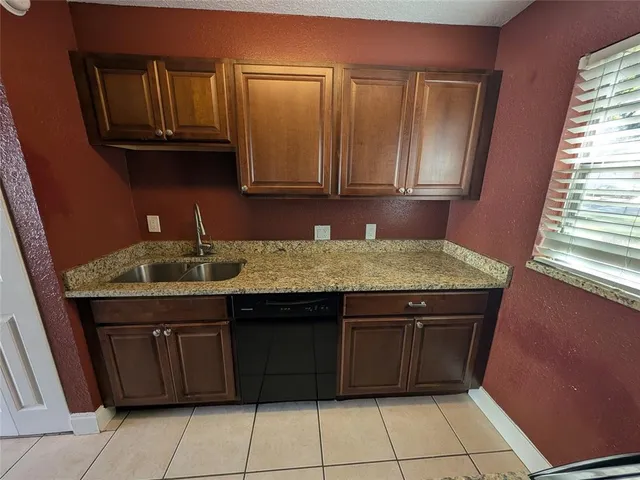 $119,900 | 2564 Southeast 15th Avenue, Unit E, Ocala, FL 34471