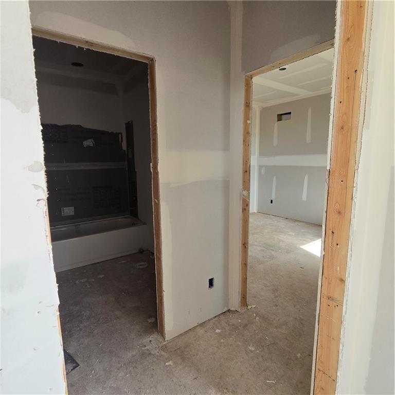 8218 Aurora Street Lenexa, KS 66220 - Photo 13 of 22