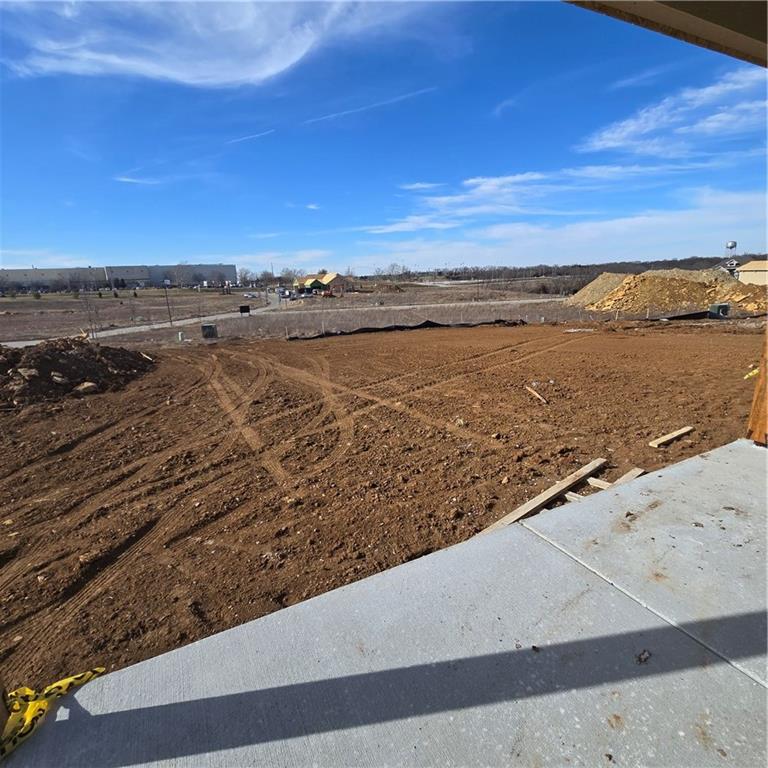 8218 Aurora Street Lenexa, KS 66220 - Photo 10 of 22