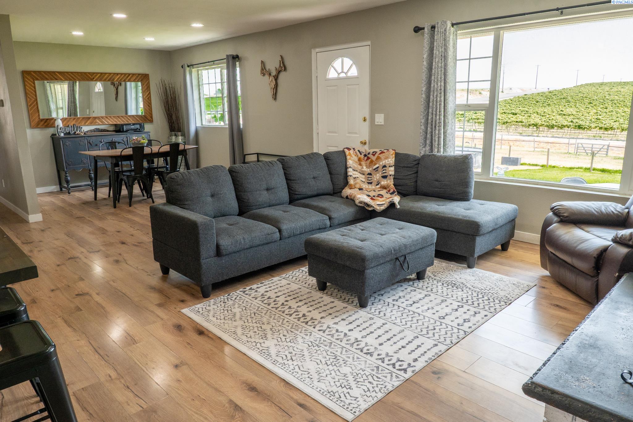 640 Arrowsmith Road Sunnyside, WA 98944 - Photo 8 of 15 Gallery Image 8