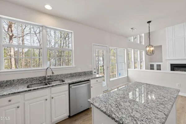 $695,000 | 402 Sherwood Forest Place, Cary, NC 27519