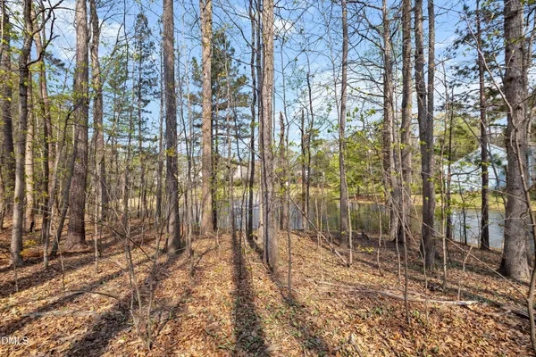 $695,000 | 402 Sherwood Forest Place, Cary, NC 27519