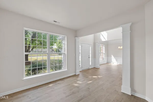 $695,000 | 402 Sherwood Forest Place, Cary, NC 27519