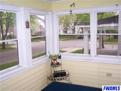 2405 Terrace Road Fort Wayne, IN 46805 - Photo 3 of 20