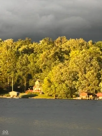 $899,000 | 7740 North Sandy Beach Drive, Monticello, IN 47960