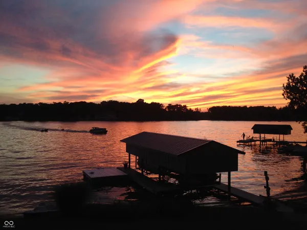 $899,000 | 7740 North Sandy Beach Drive, Monticello, IN 47960