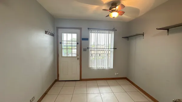 $1,750 | 4935 North Harlem Avenue, Unit 2, Chicago, IL 60656