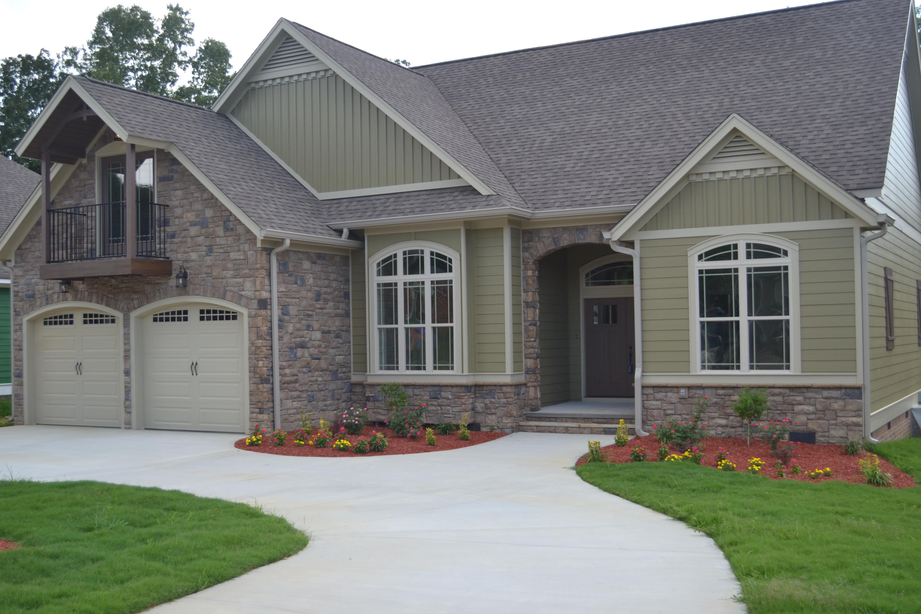 839 Graysville Road Chattanooga, TN 37421 - Photo 1 of 38 Front View