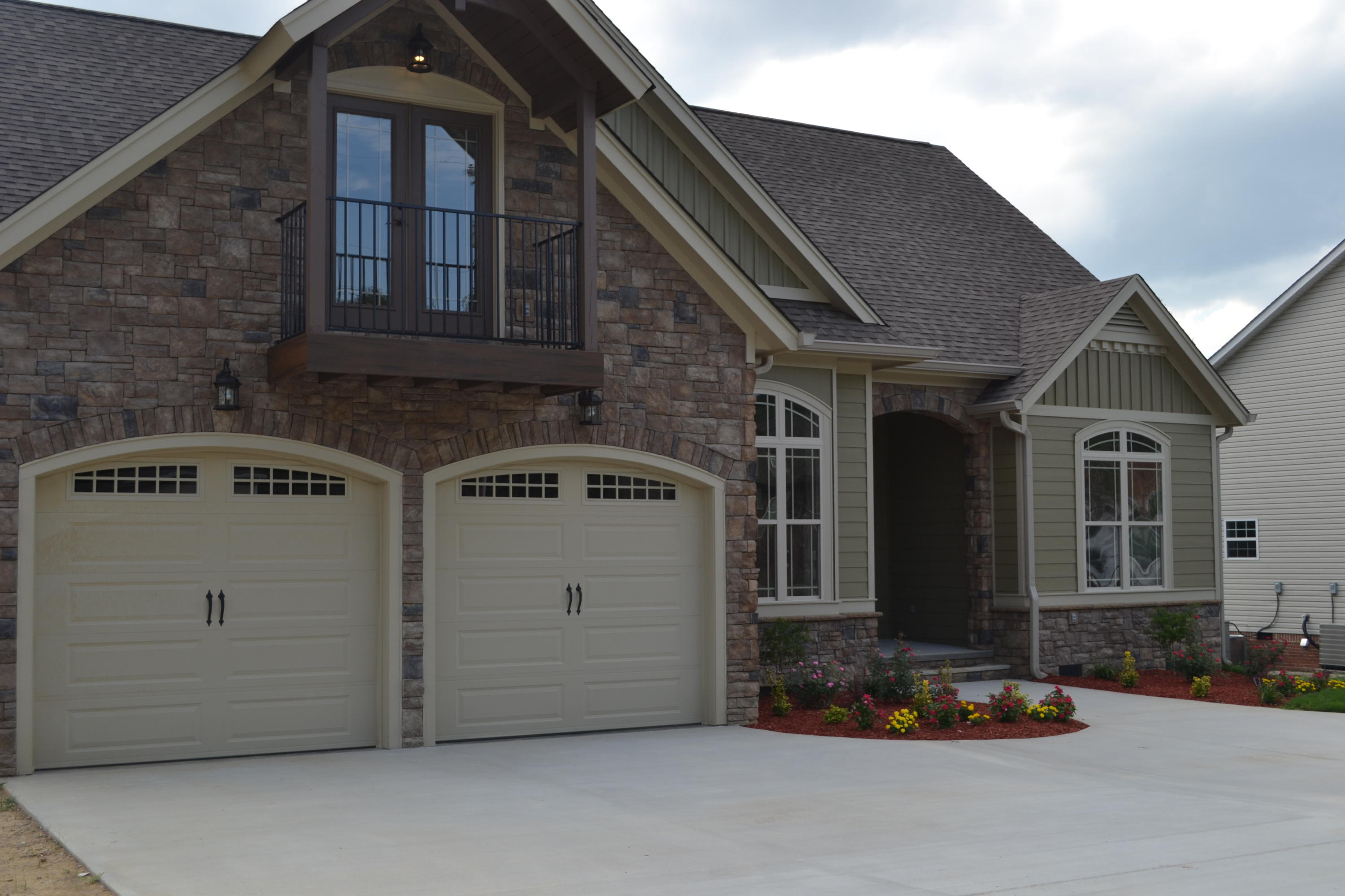 839 Graysville Road Chattanooga, TN 37421 - Photo 2 of 38 Front View