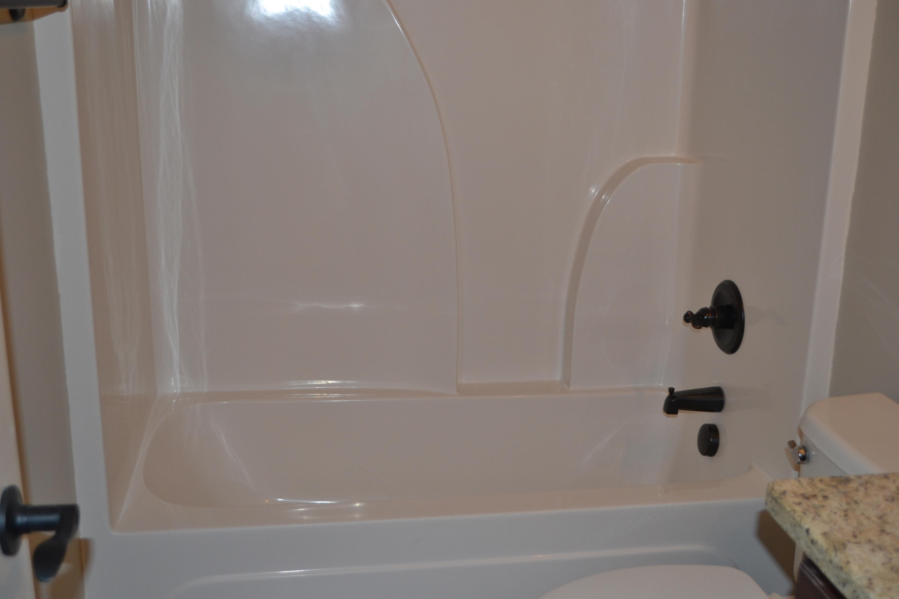 839 Graysville Road Chattanooga, TN 37421 - Photo 13 of 38 Guest Bath
