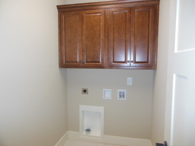 839 Graysville Road Chattanooga, TN 37421 - Photo 14 of 38 Laundry Room