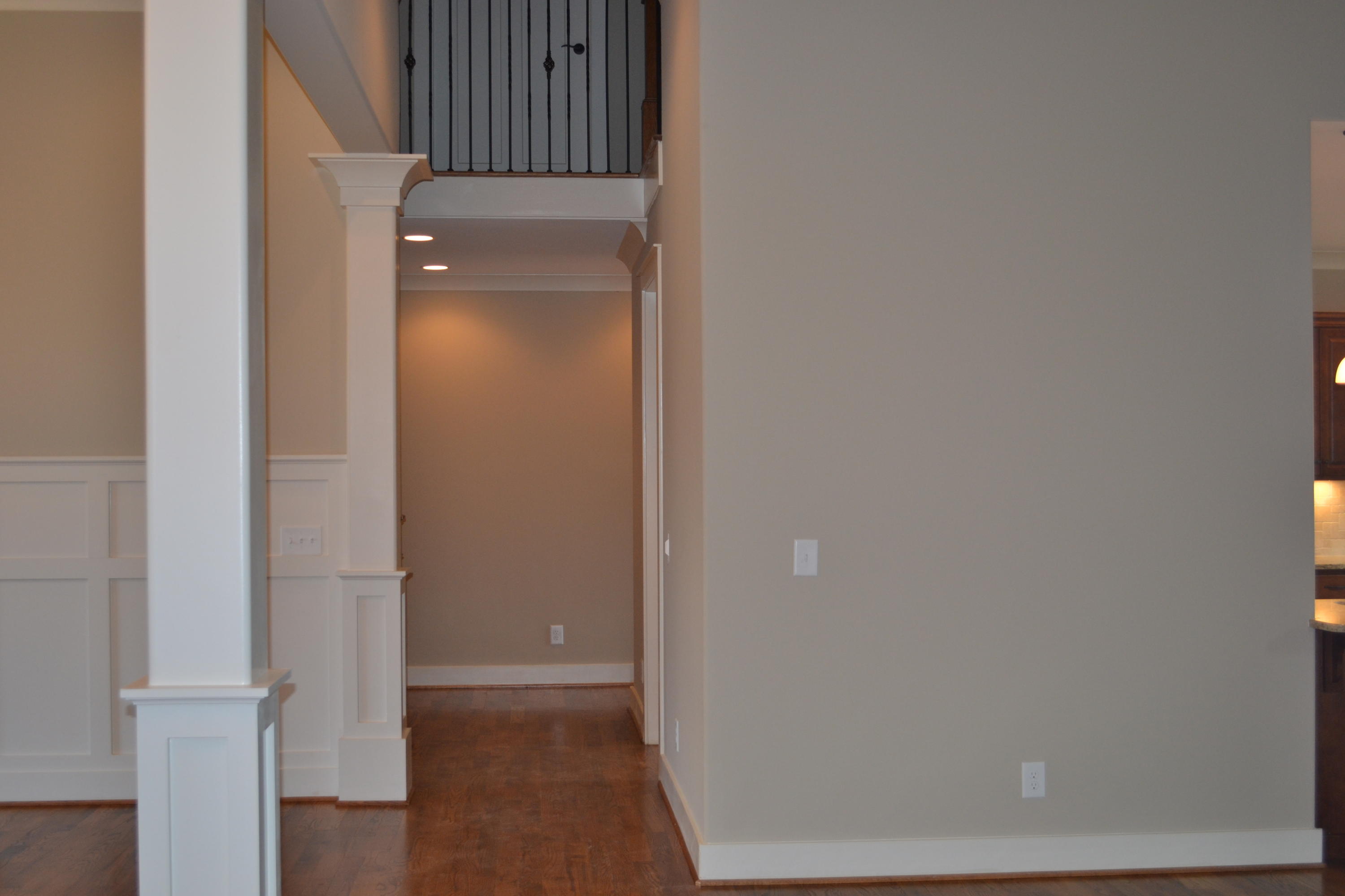 839 Graysville Road Chattanooga, TN 37421 - Photo 18 of 38 Hallway to Master Bedroom