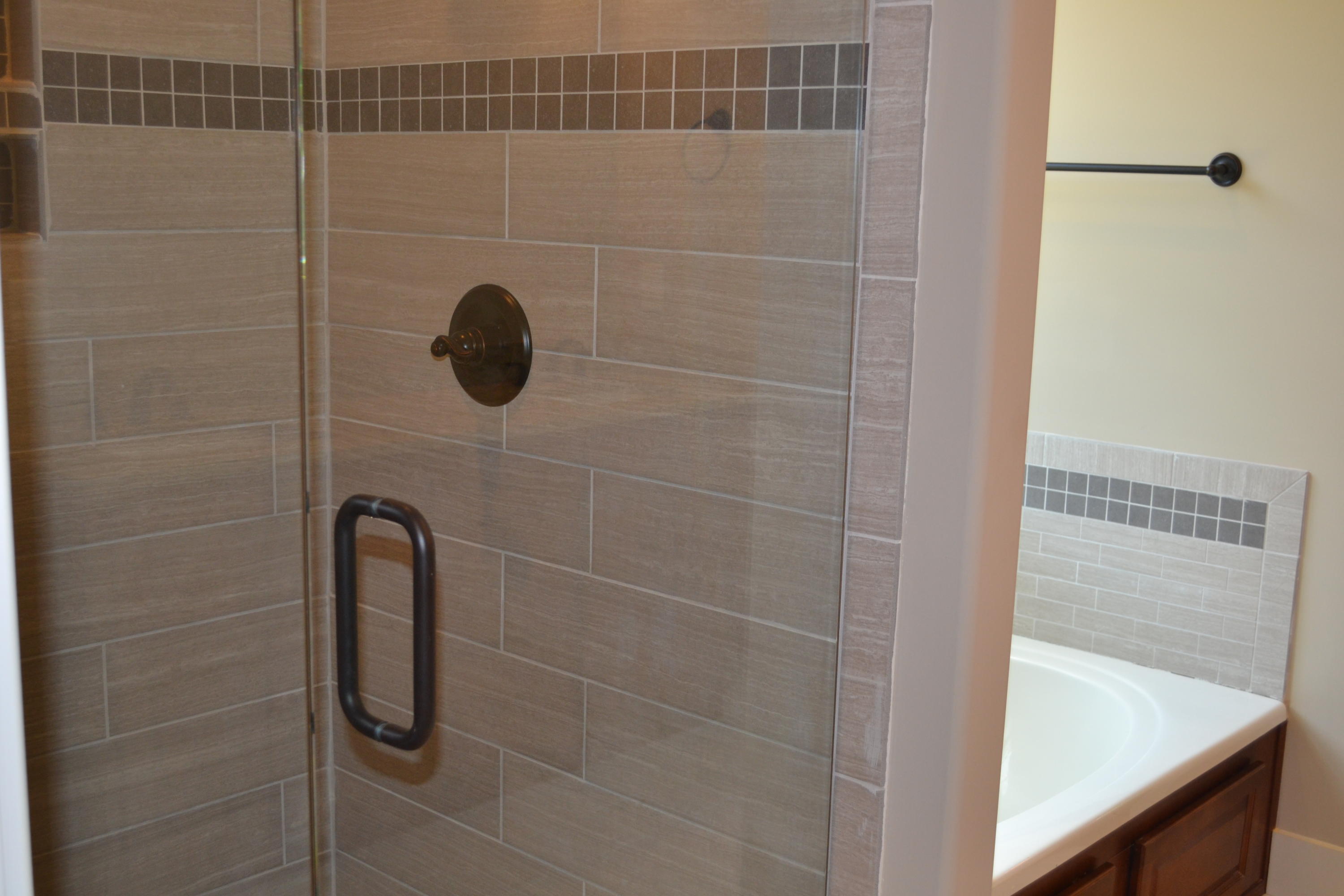 839 Graysville Road Chattanooga, TN 37421 - Photo 25 of 38 Master Tile Shower