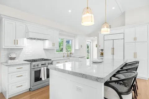 $1,689,000 | 41 Sunset Road, Winchester, MA 01890