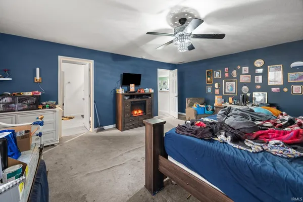 $390,000 | 4920 South County Road West, Frankfort, IN 46041