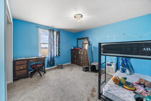 $390,000 | 4920 South County Road West, Frankfort, IN 46041