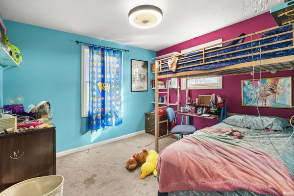 $390,000 | 4920 South County Road West, Frankfort, IN 46041