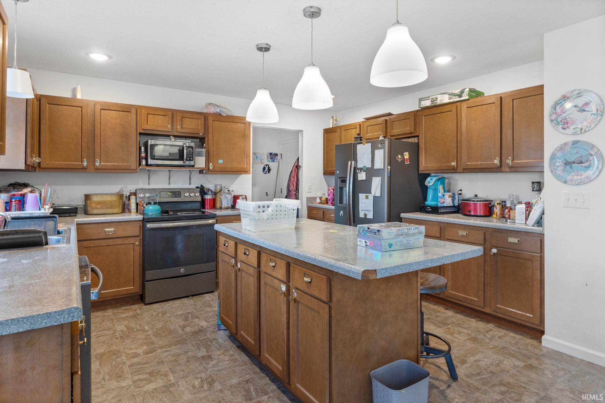 4920 South County Road West Frankfort, IN 46041 - Photo 9 of 36