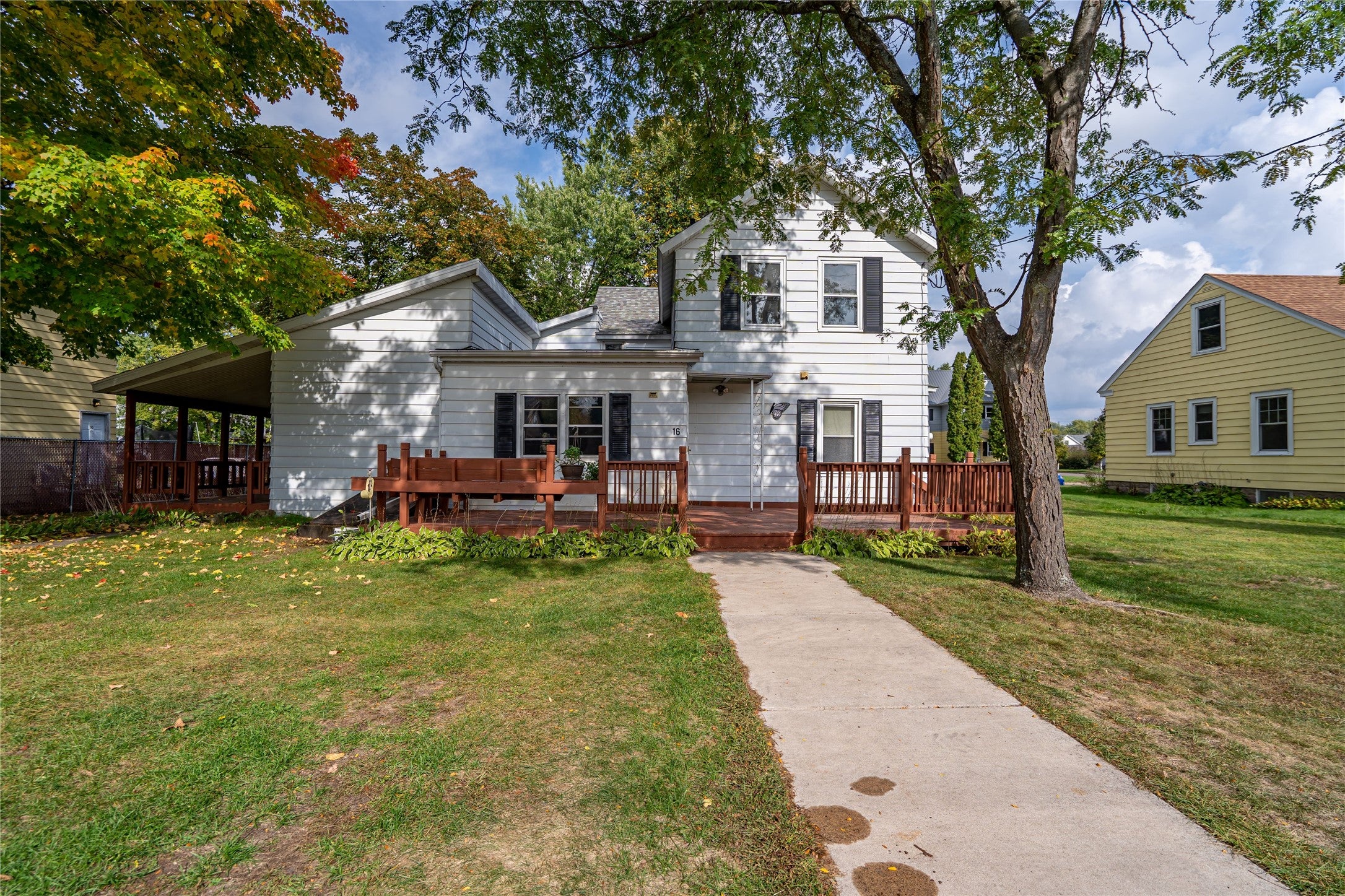 16 South Grove Street Chippewa Falls, WI 54729 - Photo 1 of 42 Gallery Image 1