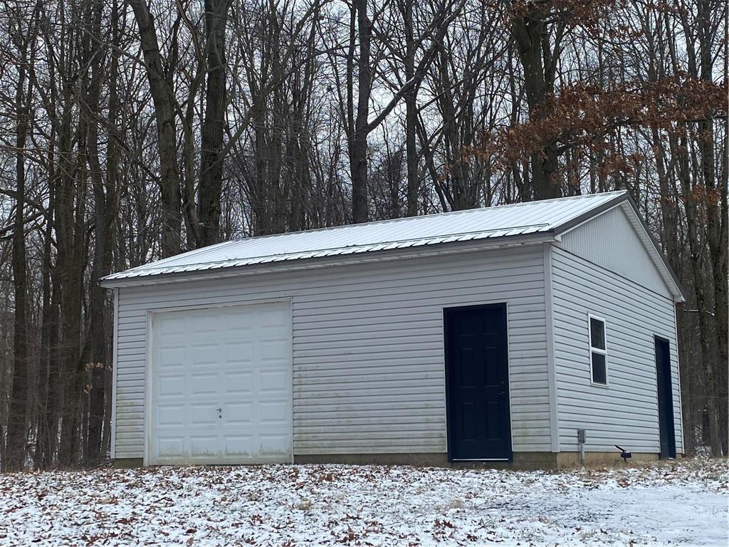 90 South Spring Road Mercer, PA 16137 - Photo 3 of 16 a view of a house