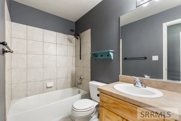 $415,000 | 3010 Simon Street, Idaho Falls, ID 83402