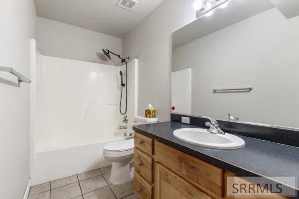 $415,000 | 3010 Simon Street, Idaho Falls, ID 83402