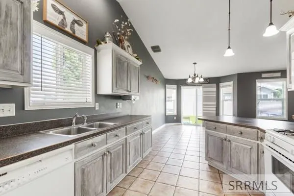 $415,000 | 3010 Simon Street, Idaho Falls, ID 83402