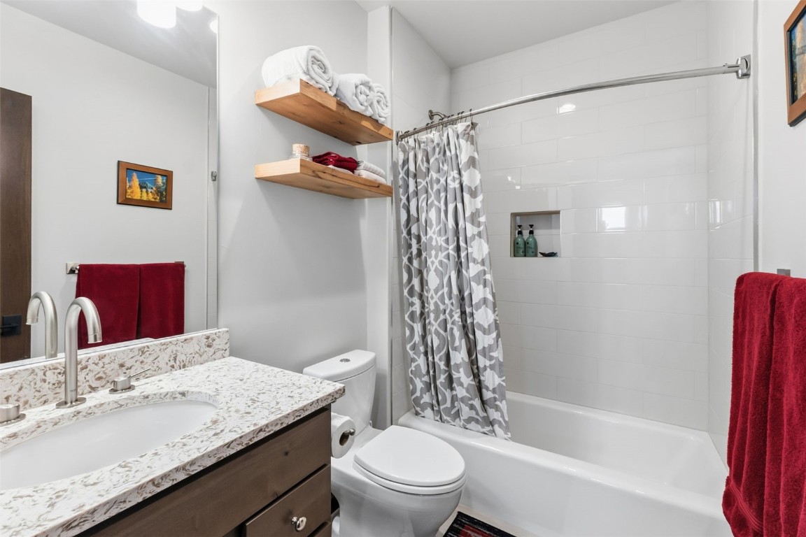 9 East Benjamin Point Silverthorne, CO 80498 - Photo 27 of 50