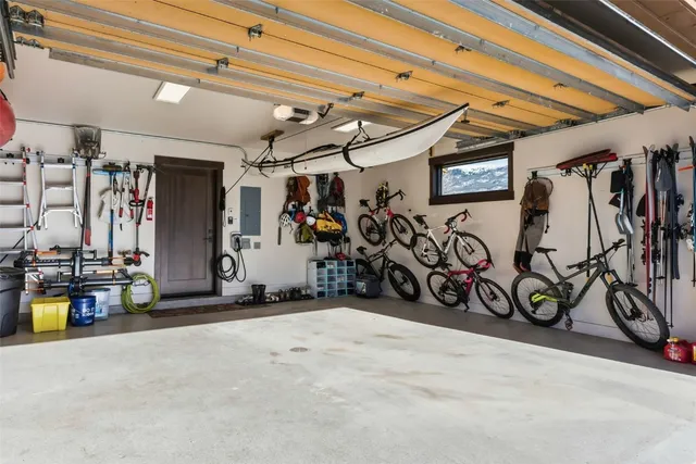 $2,150,000 | 9 East Benjamin Point, Silverthorne, CO 80498