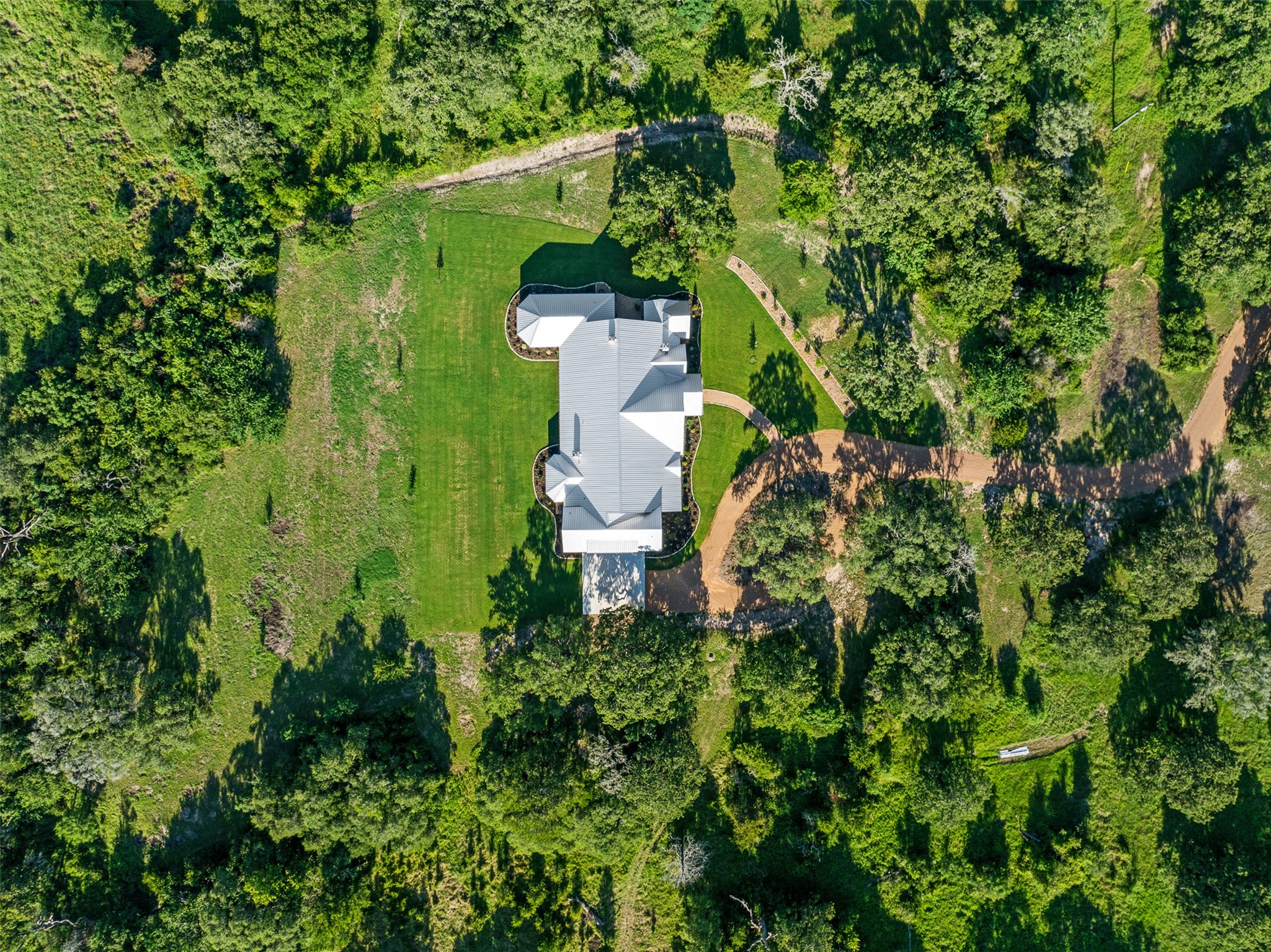 2130 Hartfield Road Round Top, TX 78954 - Photo 34 of 36 Gallery Image 34