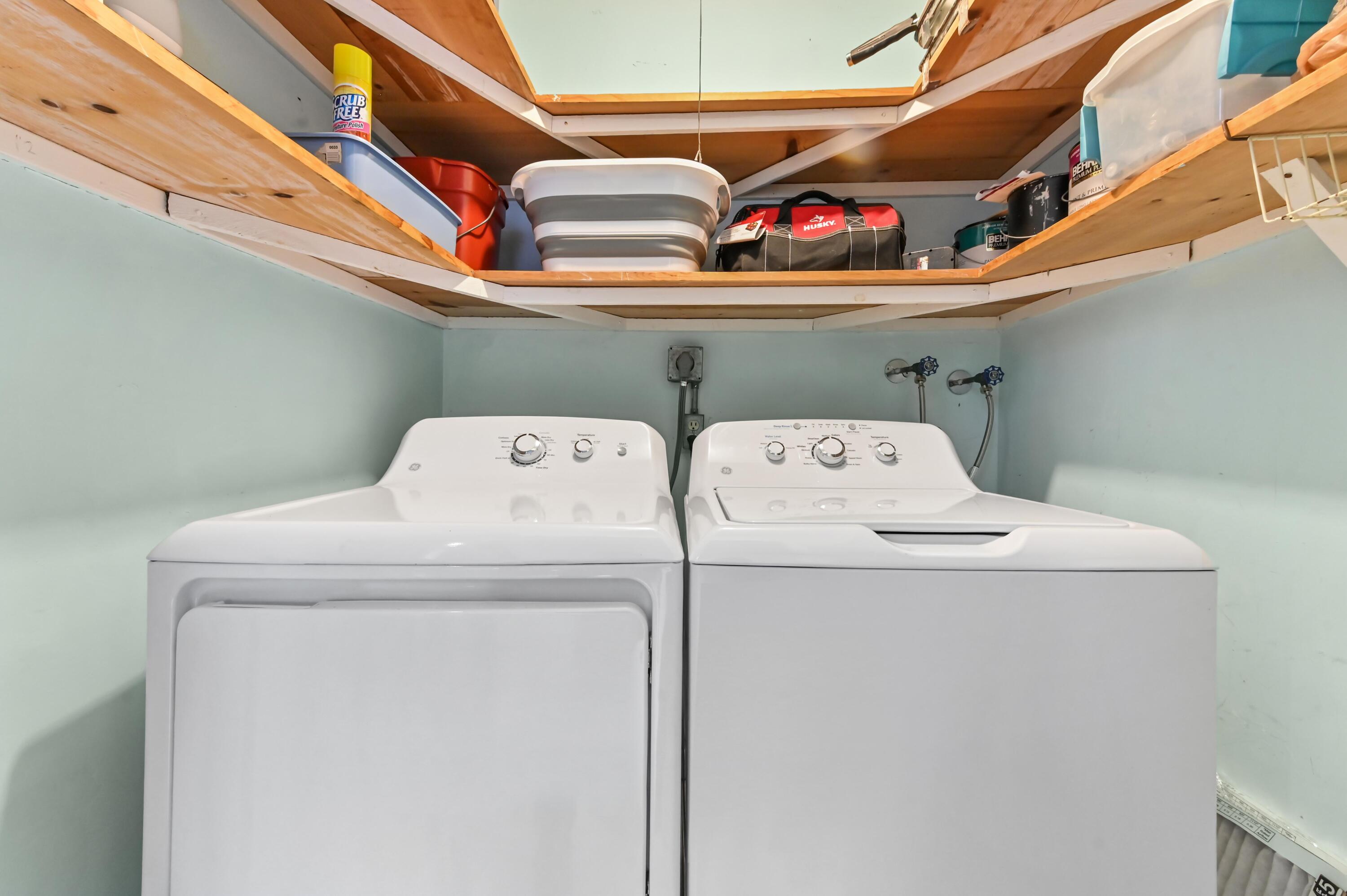 302 Capri G Delray Beach, FL 33484 - Photo 20 of 36 26 Laundry room 01