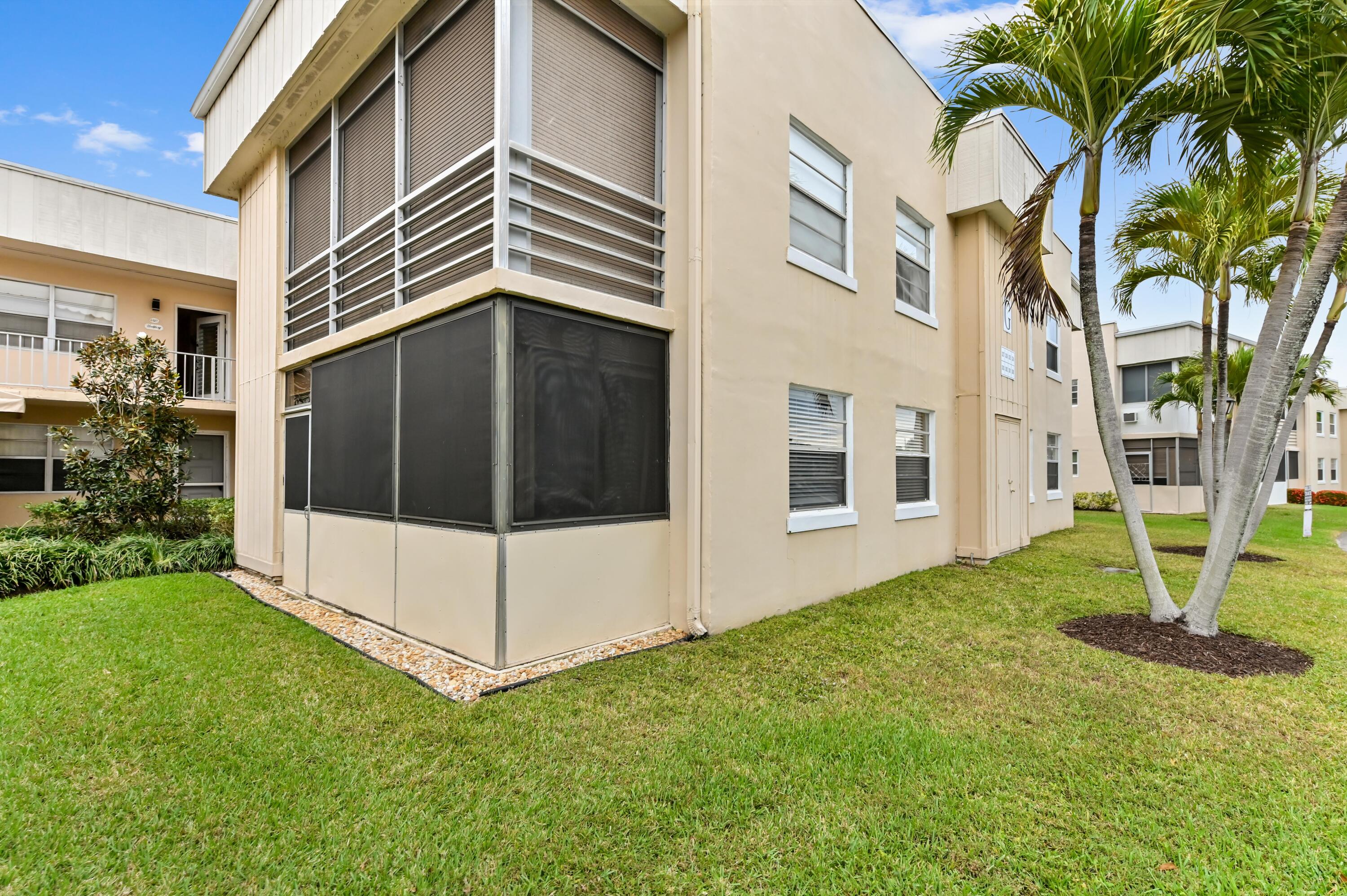 302 Capri G Delray Beach, FL 33484 - Photo 22 of 36 29 Rear 01