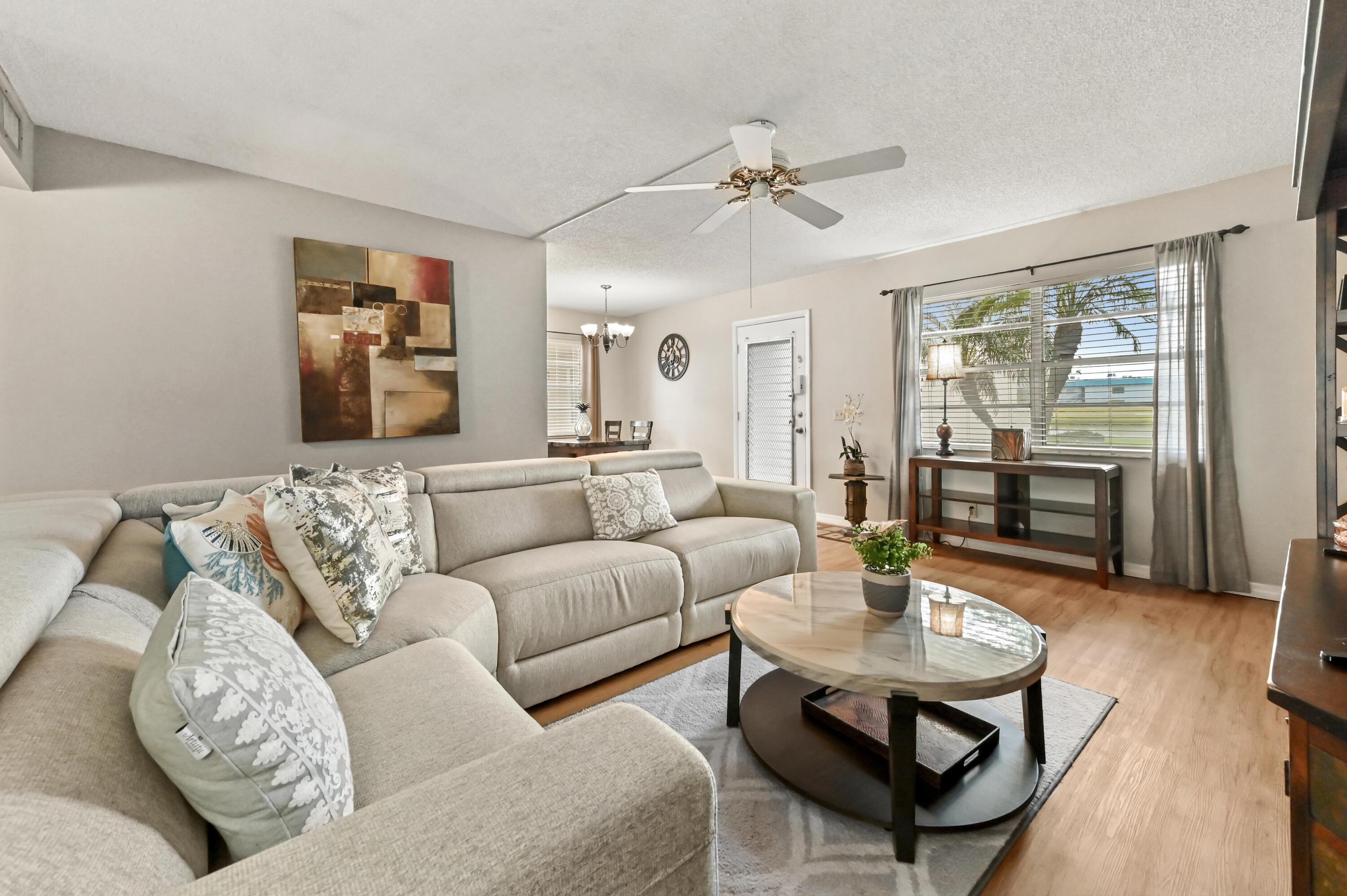 302 Capri G Delray Beach, FL 33484 - Photo 6 of 36 10 Living room 04