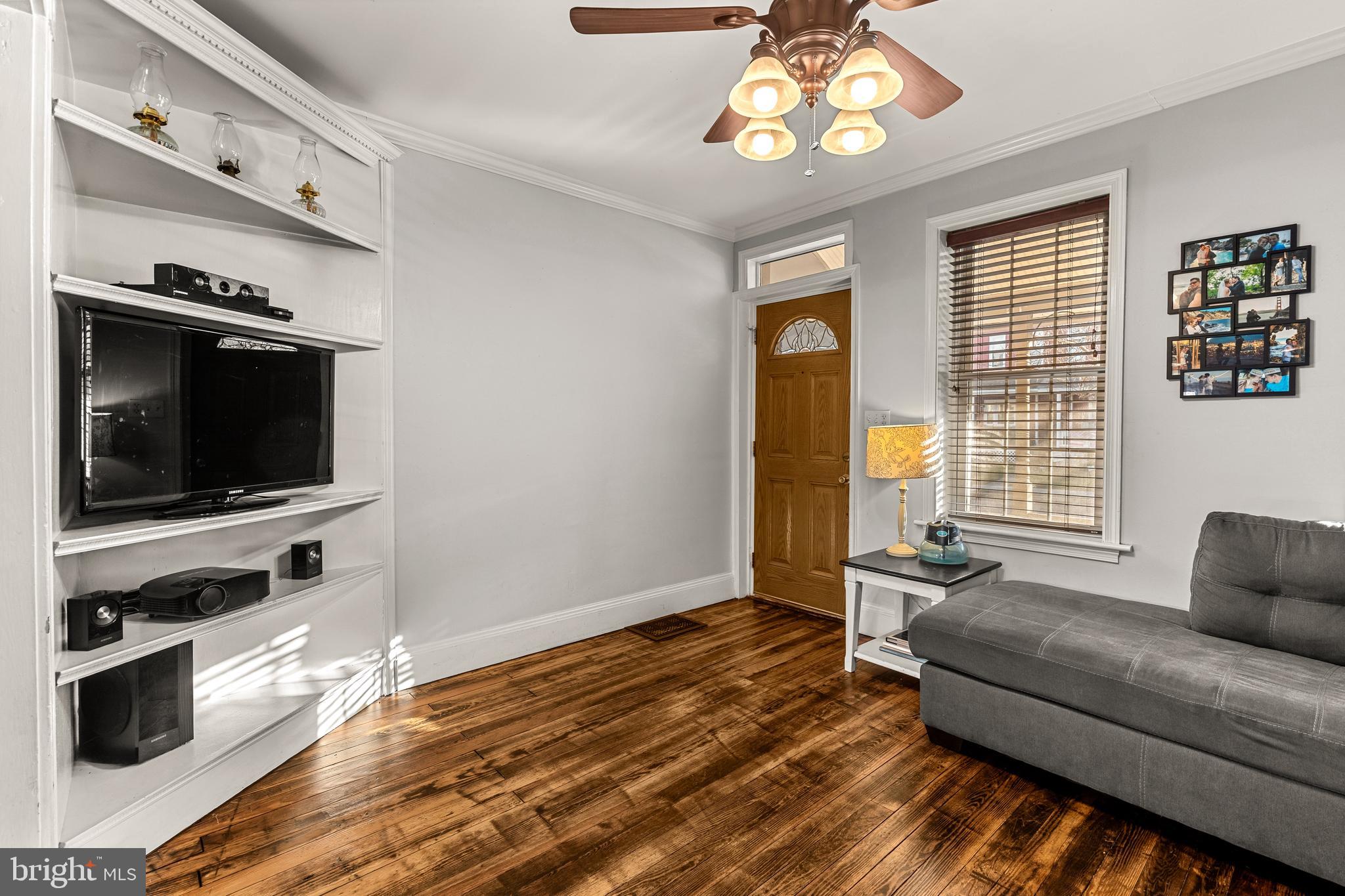 647 4th Street Lancaster, PA 17603 - Photo 6 of 45