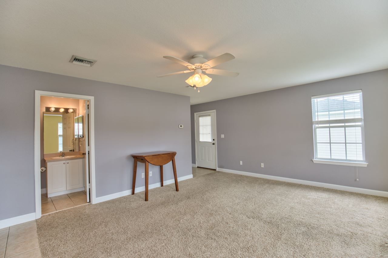 4252 Raleigh Way Tallahassee, FL 32311 - Photo 11 of 36 Gallery Image 11