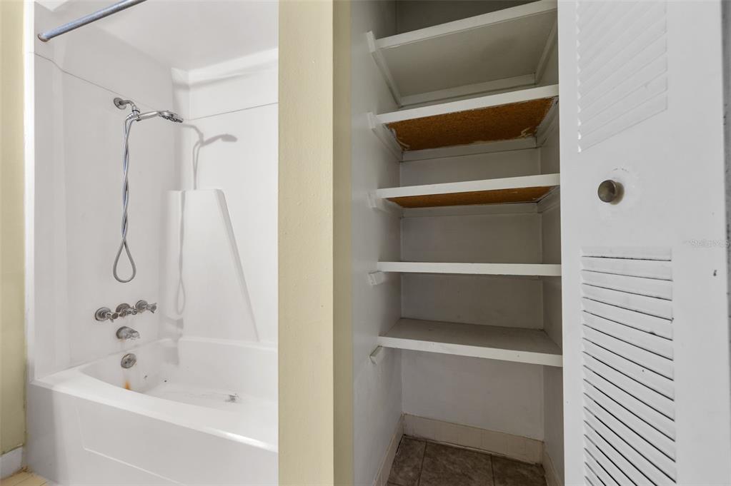 6519 West Newberry Road, Unit 1111 Gainesville, FL 32607 - Photo 17 of 29 Gallery Image 17