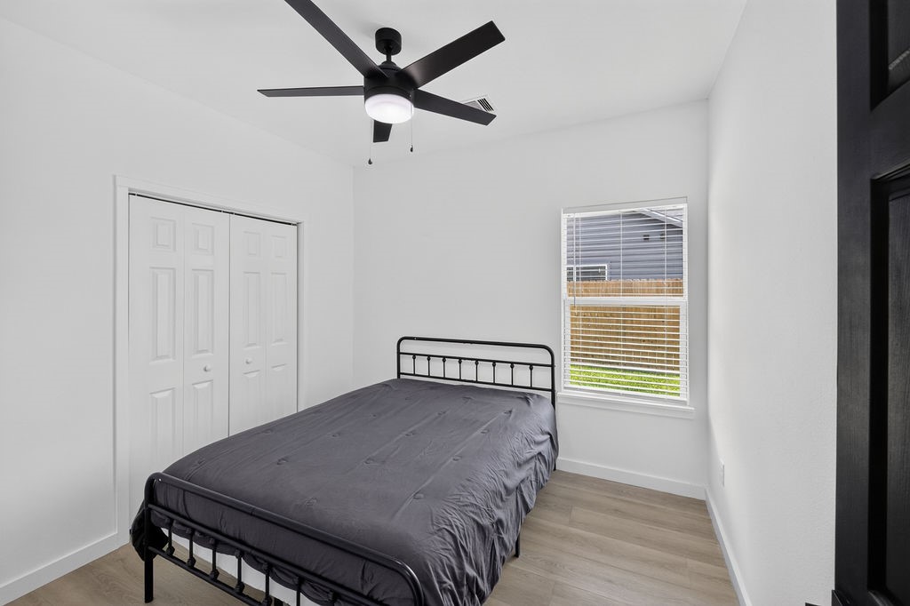 715 Rosedale Street La Marque, TX 77568 - Photo 10 of 20 Bedroom 2