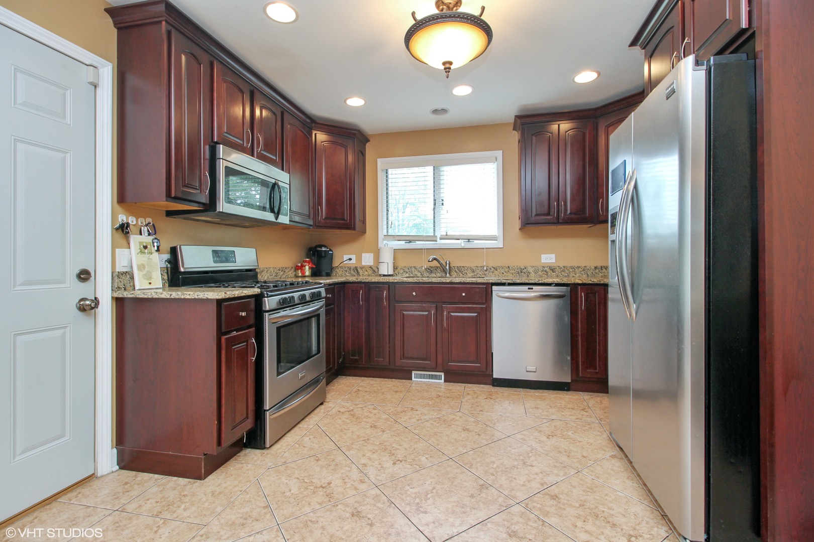 6029 Spring Lane Matteson, IL 60443 - Photo 3 of 10